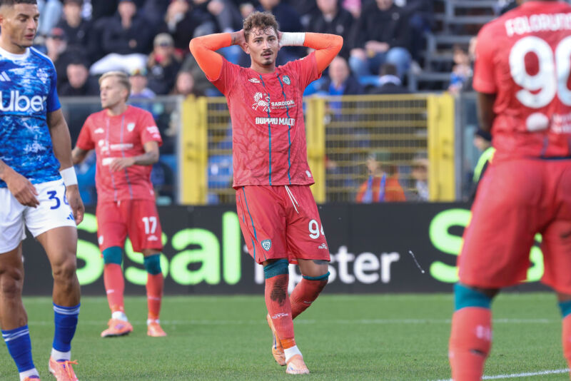 Como 1907 vs Cagliari Calcio