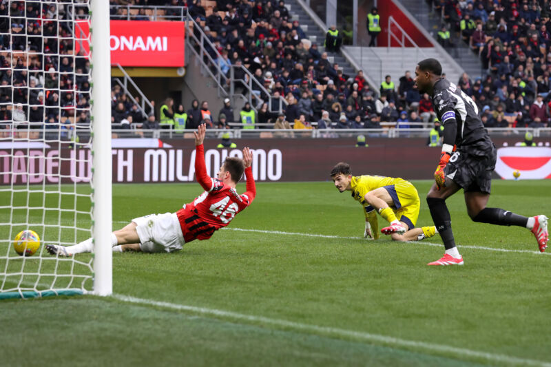 AC Milan vs Parma Calcio