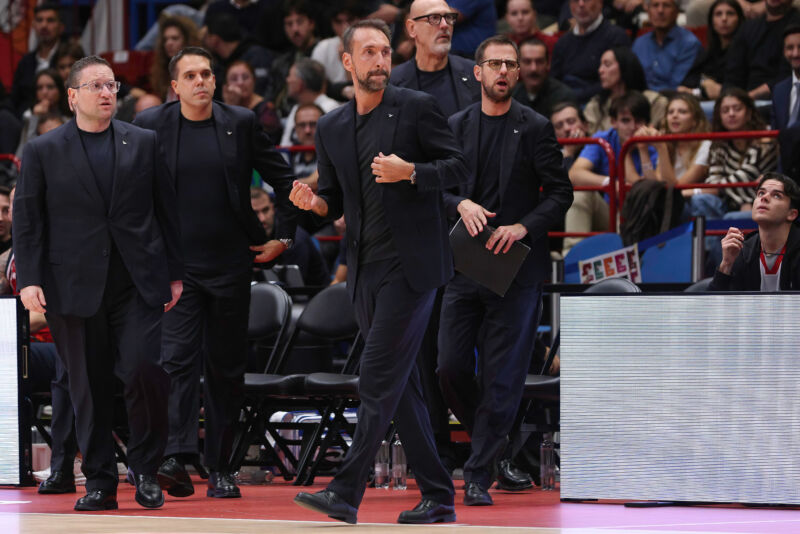 Armani Olimpia Milan vs FC Barcelona