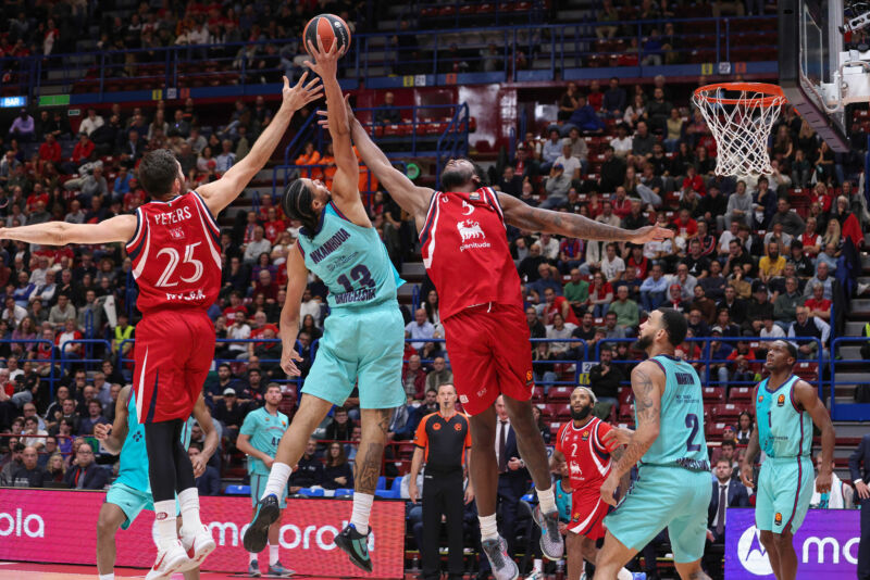 Armani Olimpia Milan vs FC Barcelona